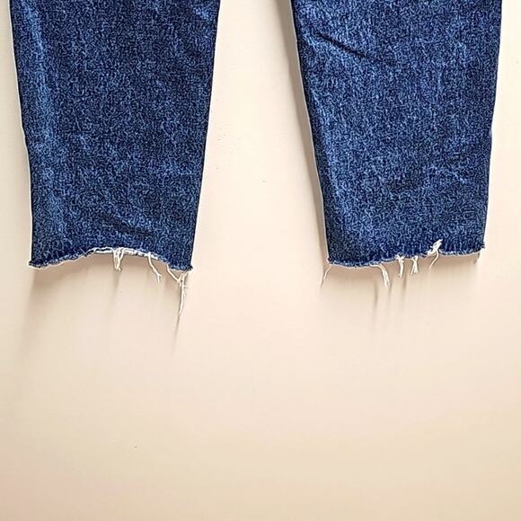 Cotton:On Straight Leg Distressed Five Pocket Med Wash Jeans Women's Size 6 - Picture 5 of 10